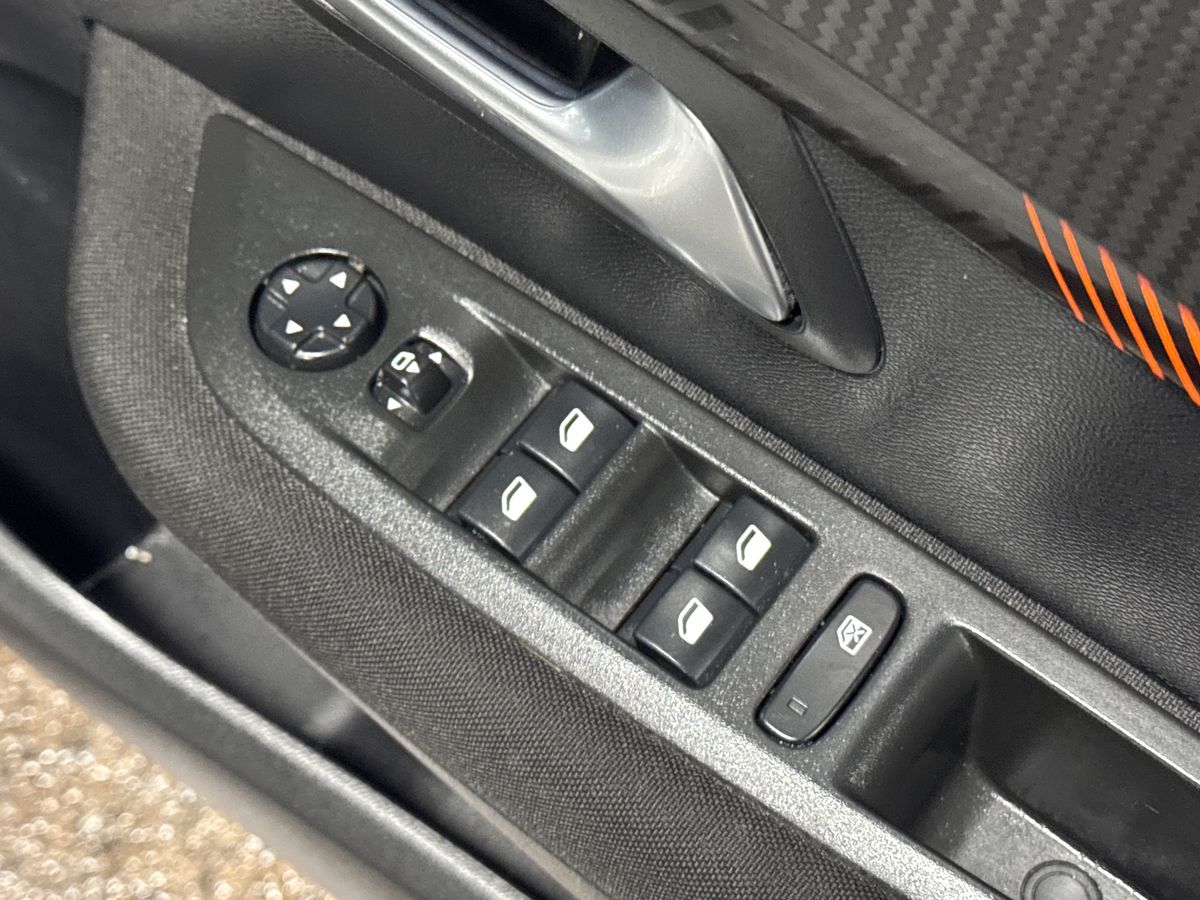 Used Peugeot 208 2022 for sale - 76999260: Photo 24