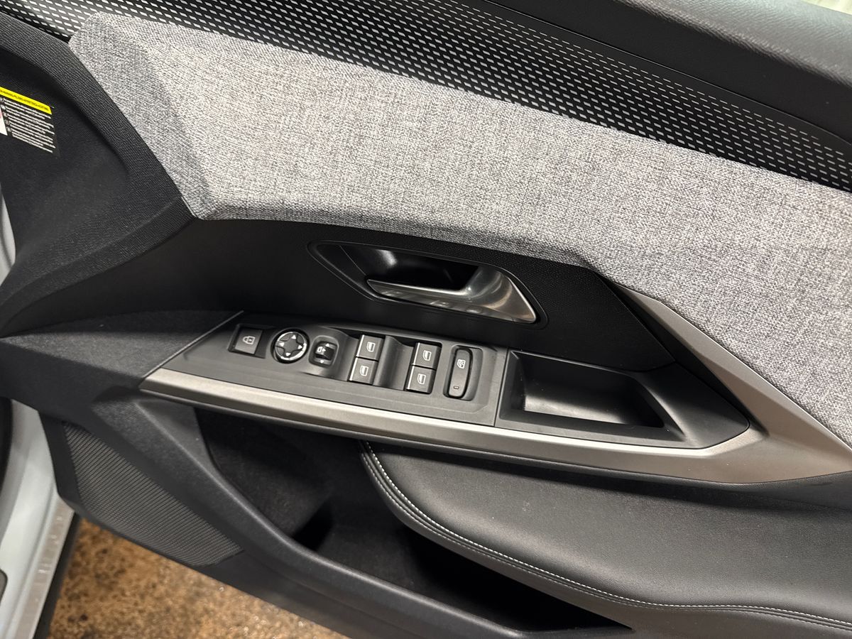 Used Peugeot 3008 2025 for sale - 77678782: Photo 24