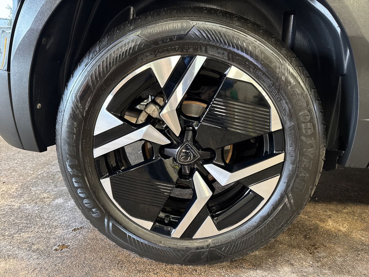 Used Peugeot 2008 2023 for sale - 76868656: Photo 11