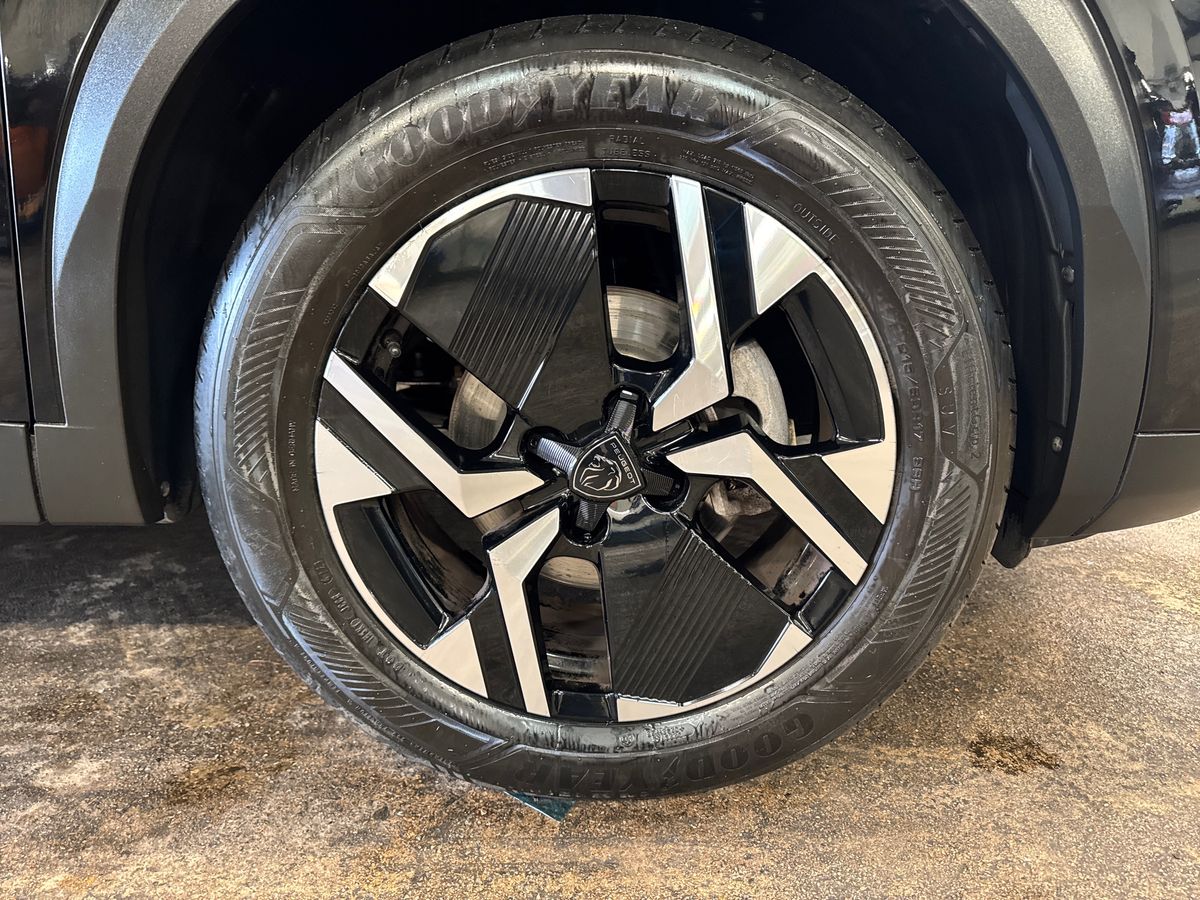 Used Peugeot 2008 2023 for sale - 76868656: Photo 13