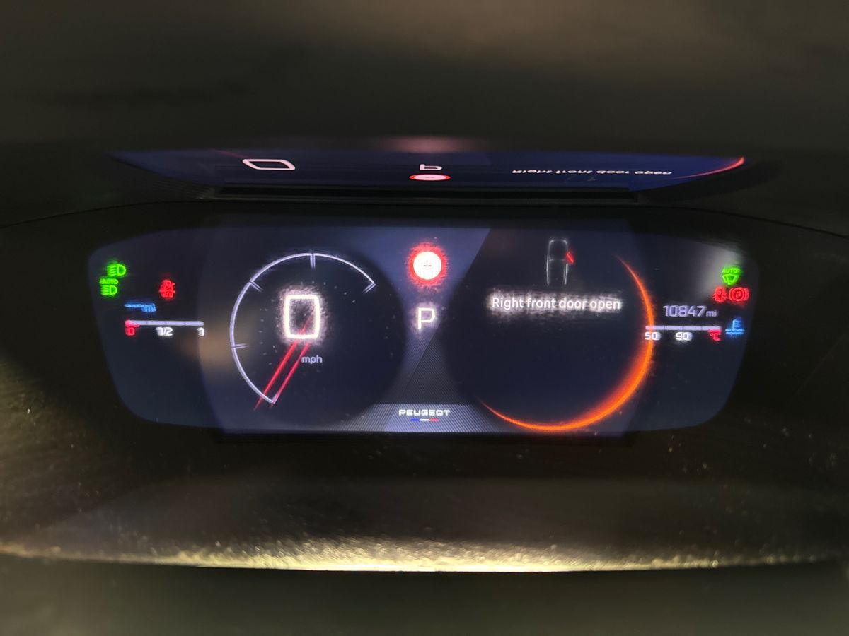 Used Peugeot 2008 2023 for sale - 76868656: Photo 23