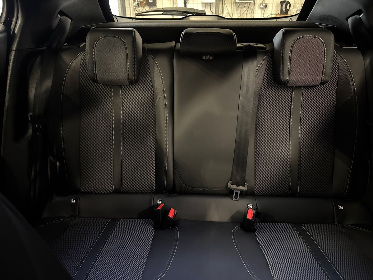 Used Peugeot 2008 2023 for sale - 76868656: Photo 28