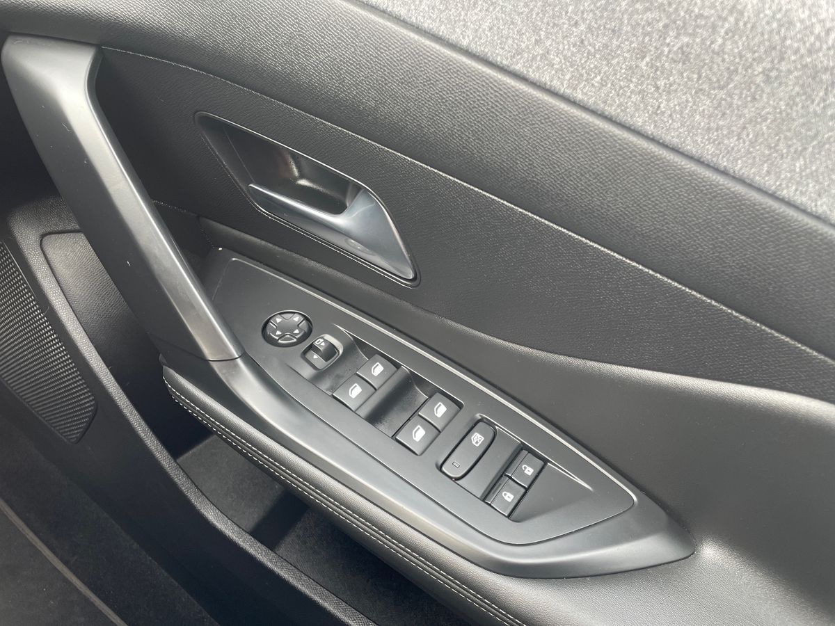 Used Peugeot 308 2023 for sale - 77771131: Photo 24