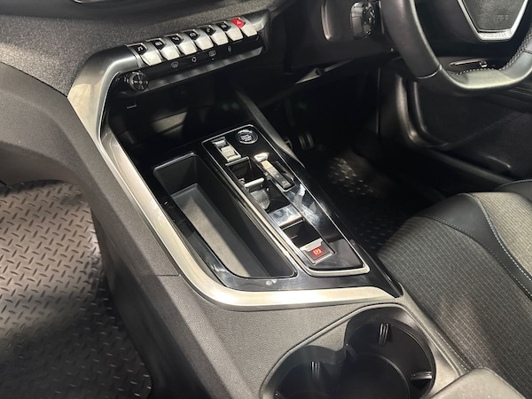 Used Peugeot 5008 2023 for sale - 76203925: Photo 27