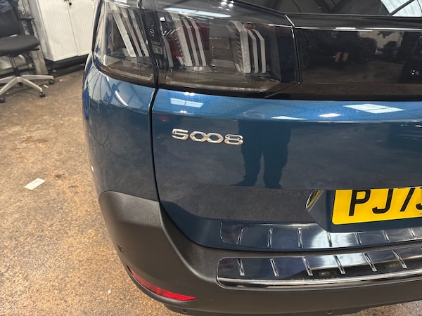 Used Peugeot 5008 2023 for sale - 76203925: Photo 31