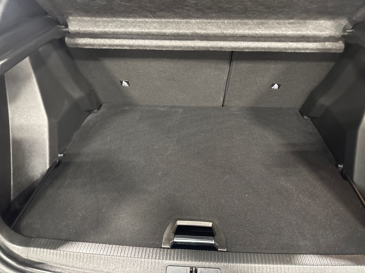 Used Peugeot 2008 2023 for sale - 78055212: Photo 17