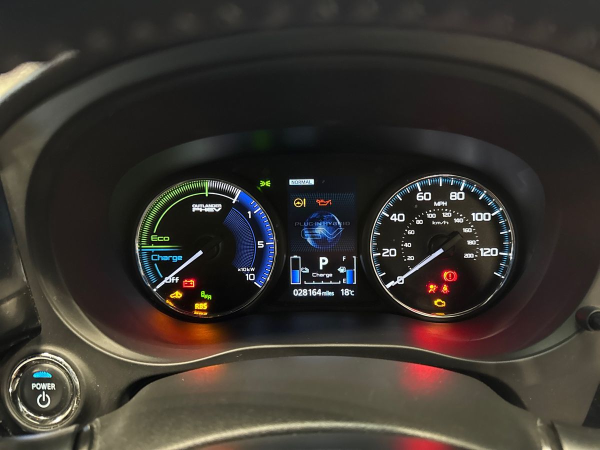 Used Mitsubishi Outlander 2018 for sale - 76539951: Photo 23