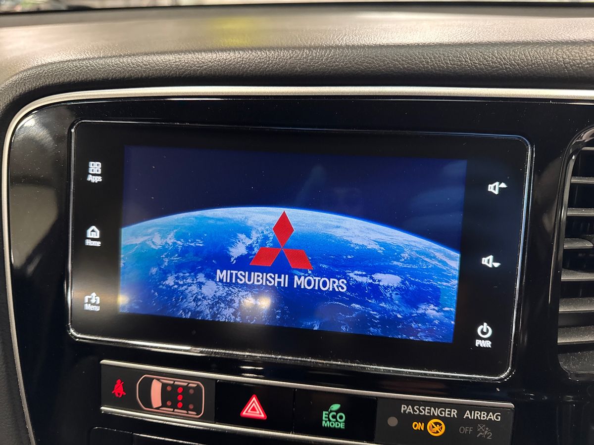 Used Mitsubishi Outlander 2018 for sale - 76539951: Photo 25