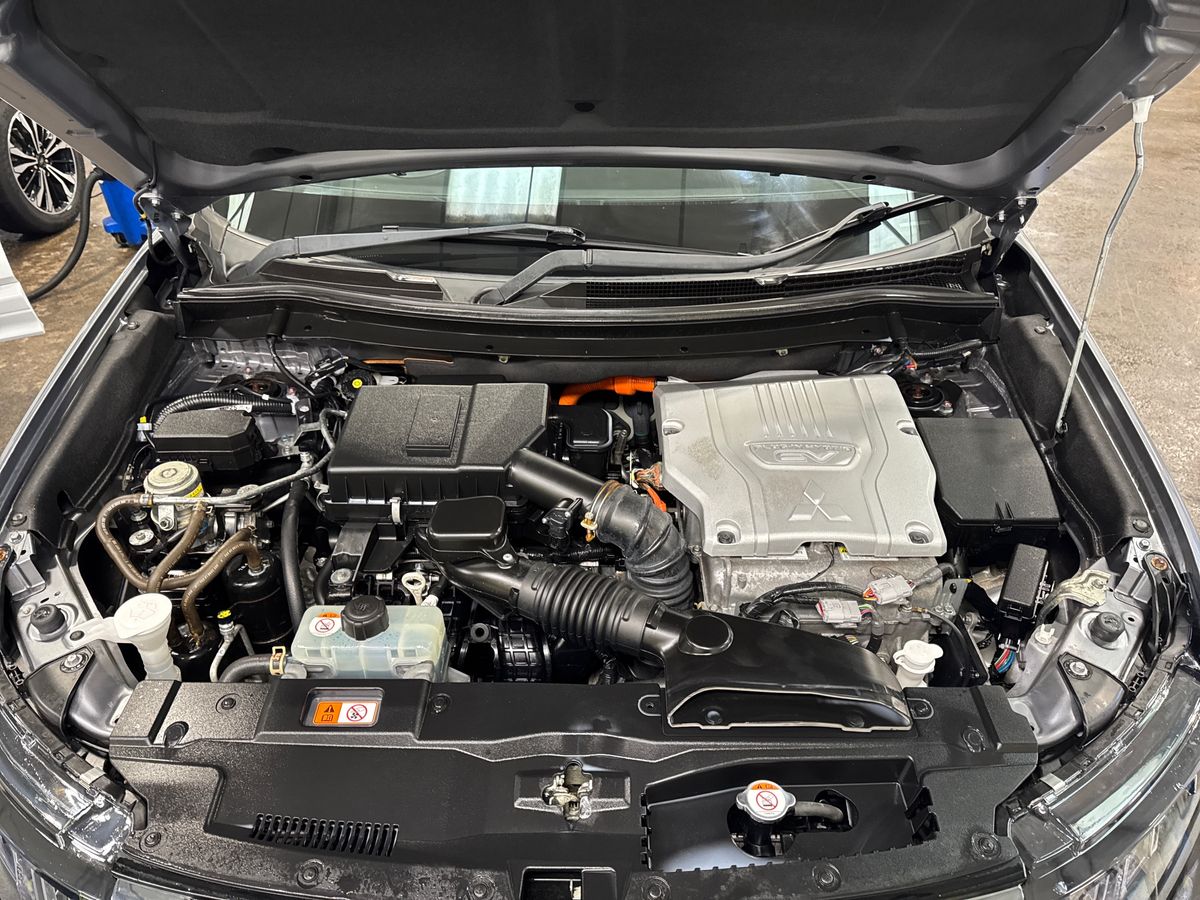 Used Mitsubishi Outlander 2018 for sale - 76539951: Photo 33