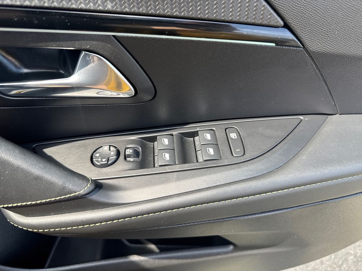 Used Peugeot 208 2022 for sale - 76501406: Photo 24