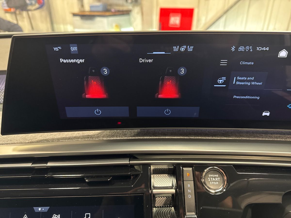 Used Peugeot 3008 2024 for sale - 77526055: Photo 25