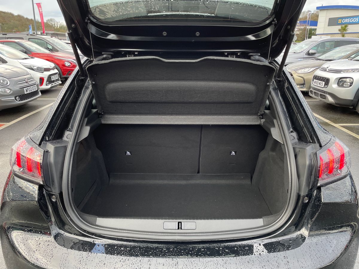 Used Peugeot 208 2021 for sale - 76817704: Photo 17