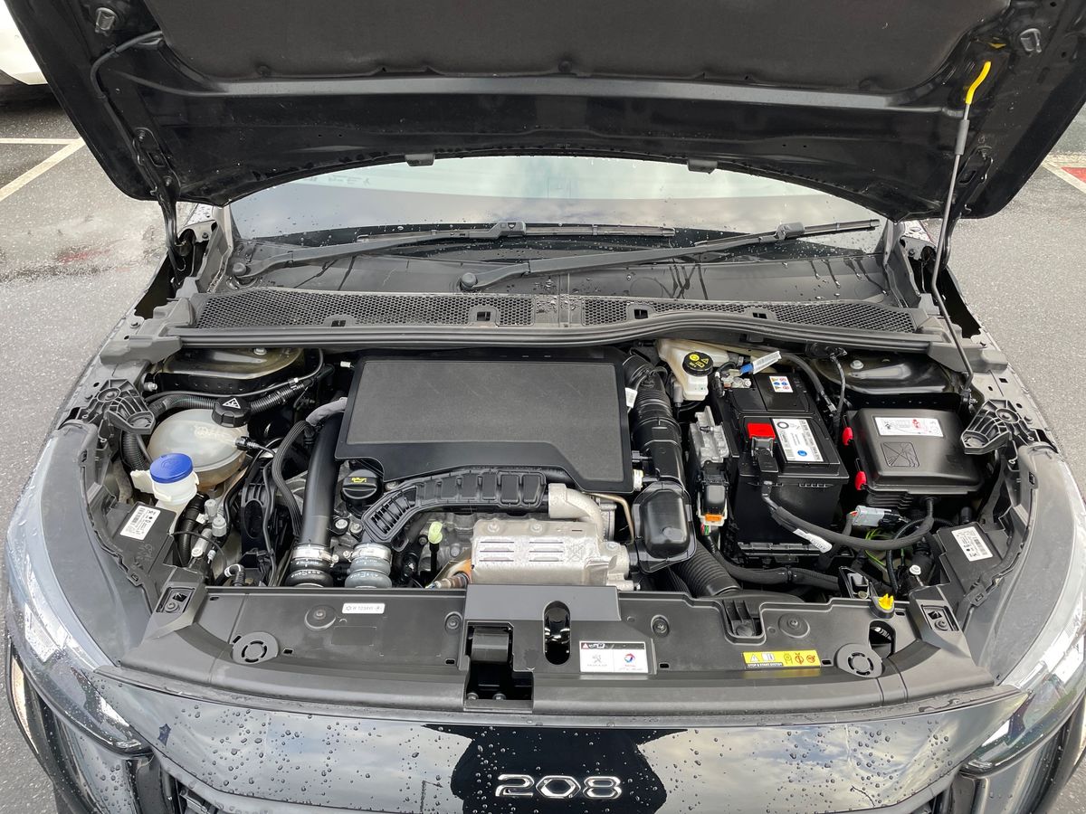 Used Peugeot 208 2021 for sale - 76817704: Photo 33