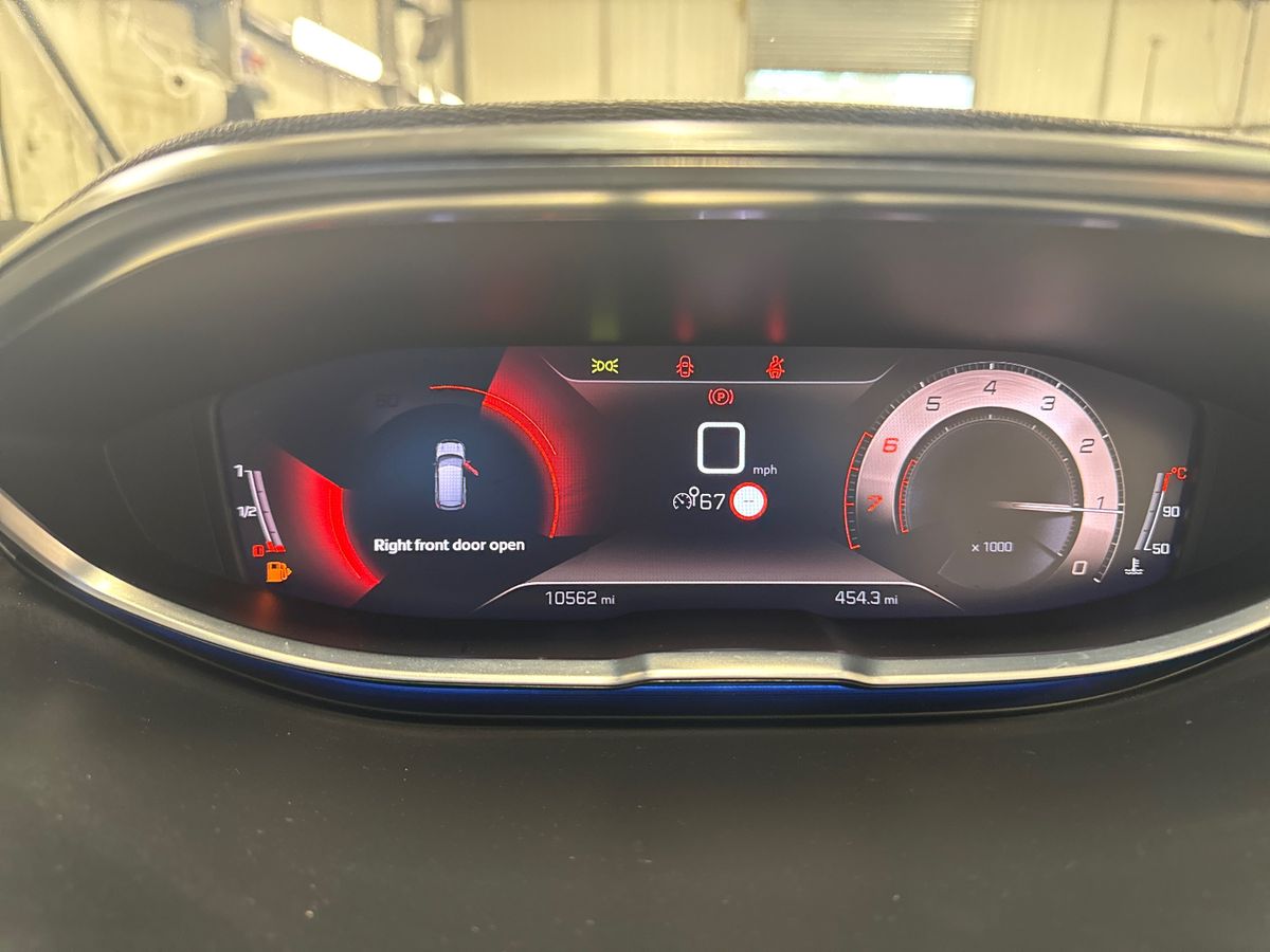 Used Peugeot 3008 2022 for sale - 75916917: Photo 23