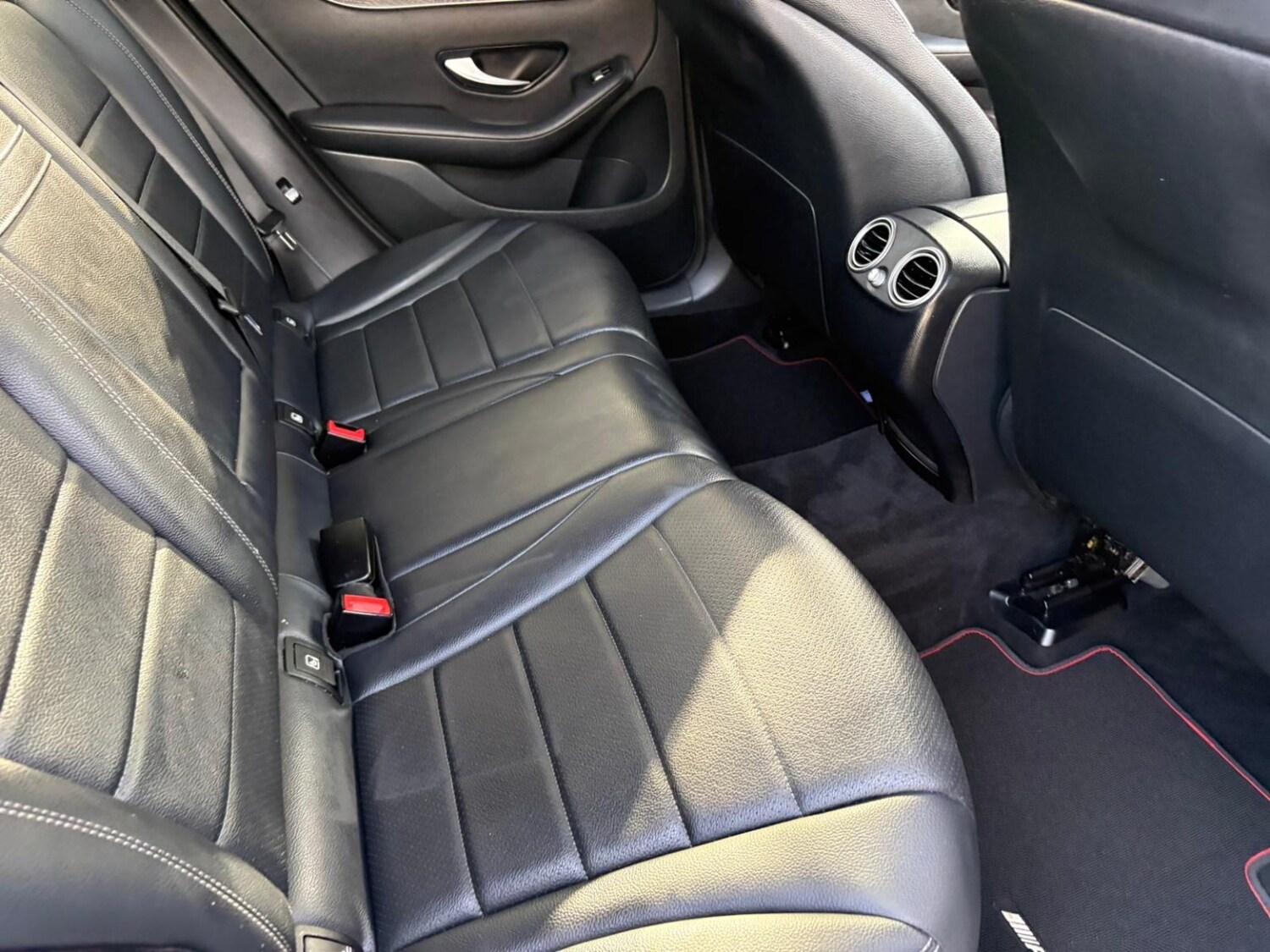 Used Mercedes-Benz GLC 2018 for sale - 78053346: Photo 13