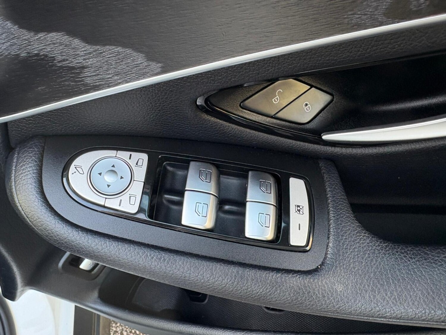 Used Mercedes-Benz GLC 2018 for sale - 78053346: Photo 19