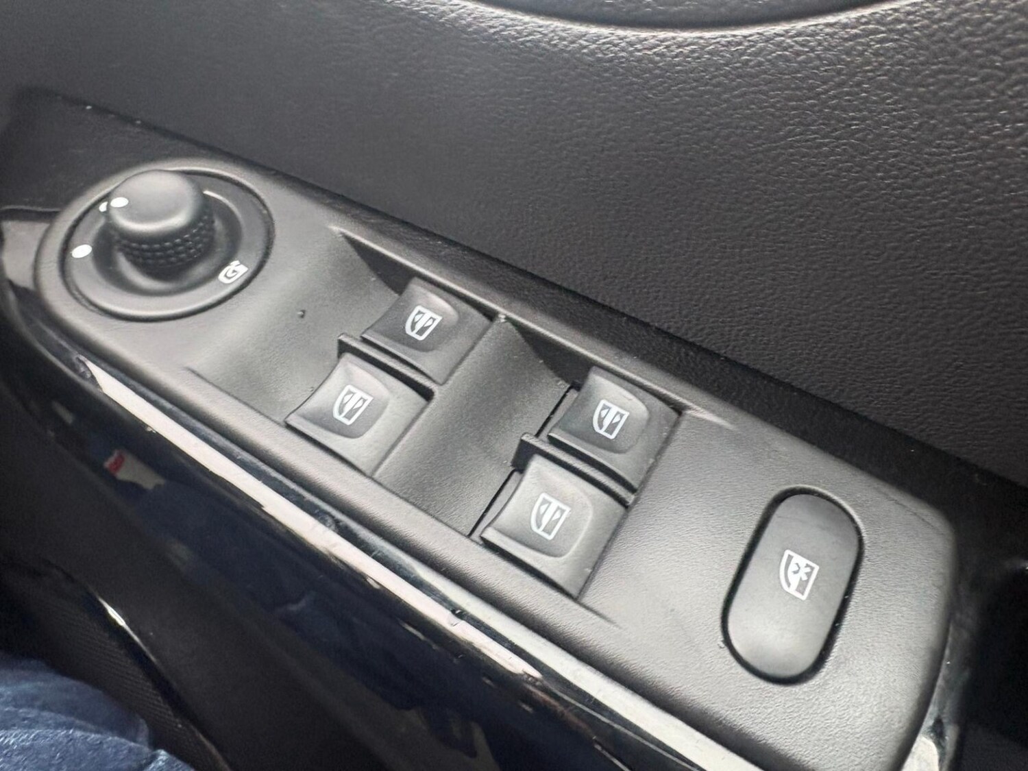 Used Renault Captur 2016 for sale - 77567472: Photo 19