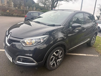 Used Renault Captur 2016 for sale - 77567472: Photo
