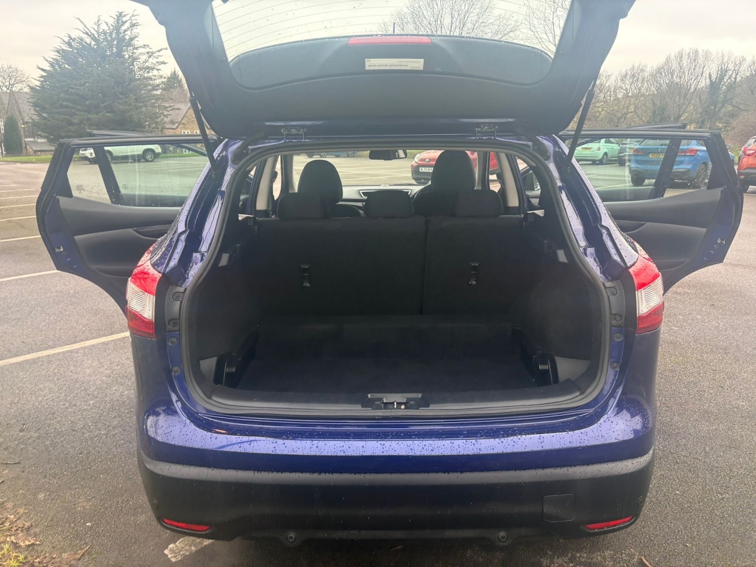 Used Nissan Qashqai 2015 for sale - 77438228: Photo 10