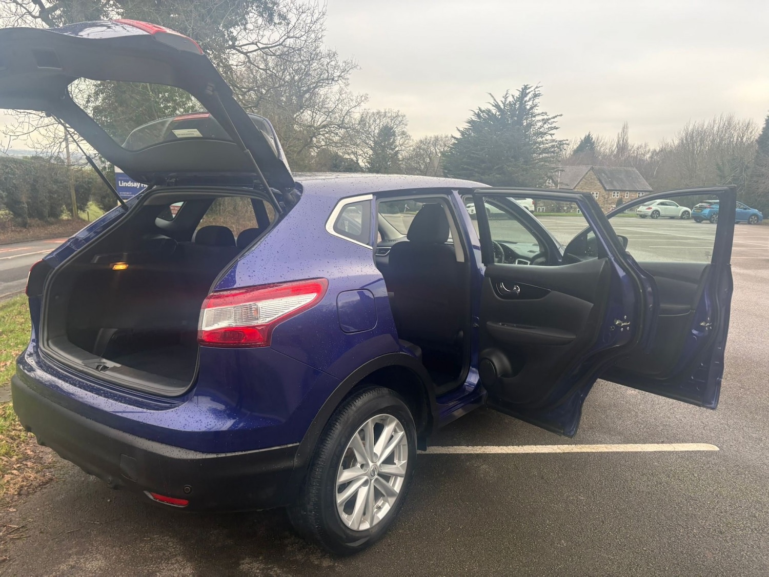 Used Nissan Qashqai 2015 for sale - 77438228: Photo 11
