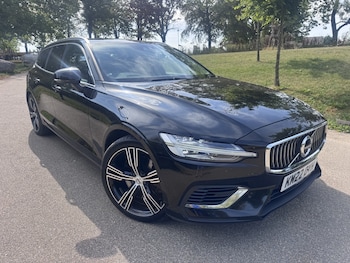 Used Volvo V60 2022 for sale - 79512479: Photo