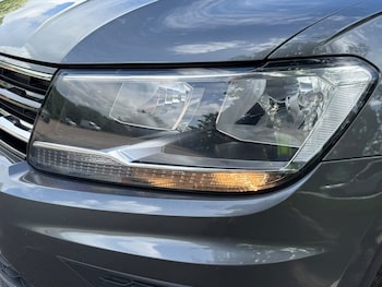 Used Volkswagen Tiguan 2018 for sale - 78852555: Photo