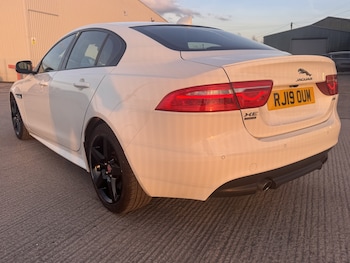 Used Jaguar XE 2019 for sale - 79004443: Photo