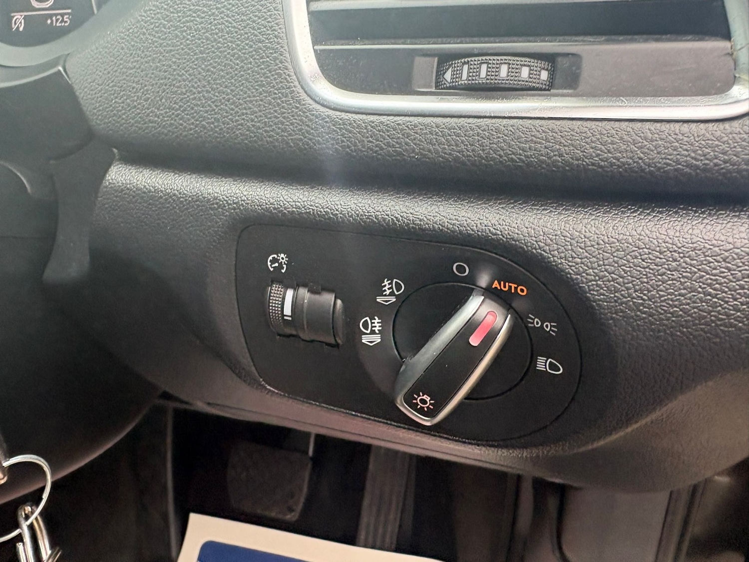 Used Audi Q3 2014 for sale - 77822330: Photo 14