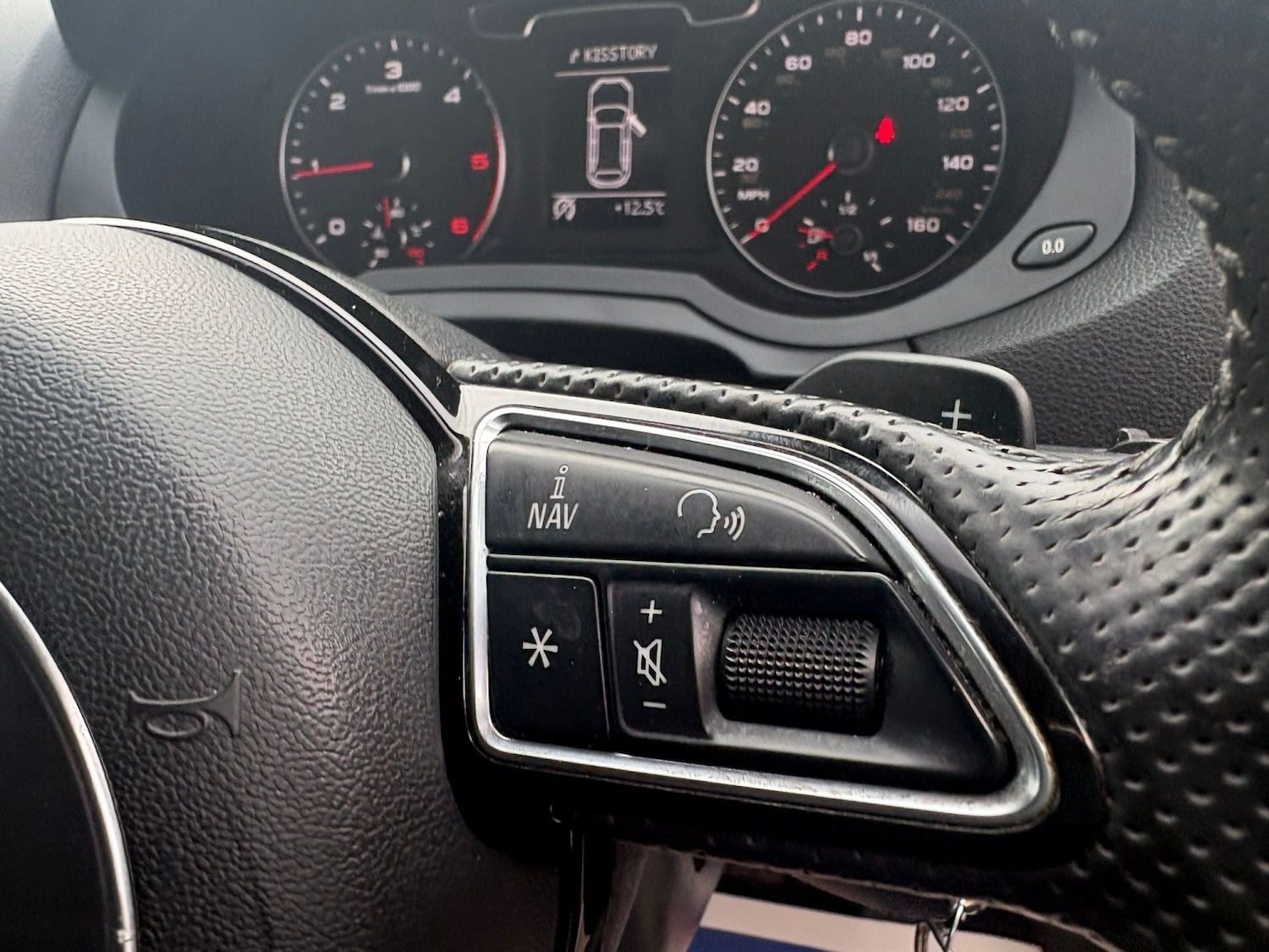 Used Audi Q3 2014 for sale - 77822330: Photo 16