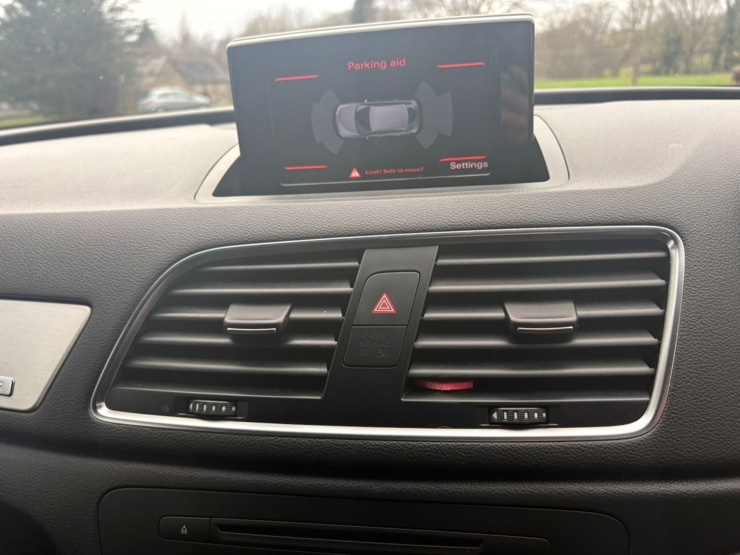 Used Audi Q3 2014 for sale - 77822330: Photo 17