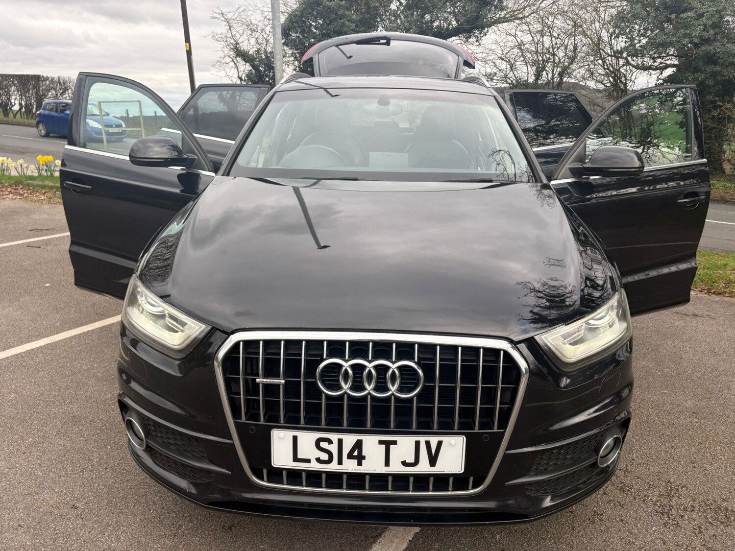Used Audi Q3 2014 for sale - 77822330: Photo 9