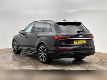 Used Audi Q7 2020 for sale - 78826052: Photo