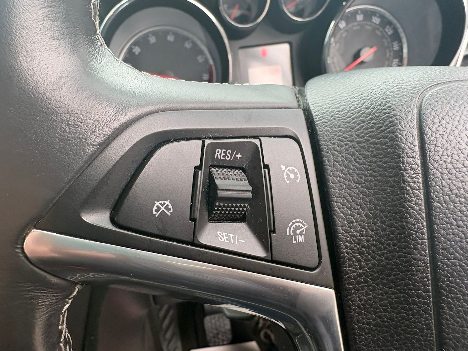 Used Vauxhall Mokka 2014 for sale - 77836841: Photo 14