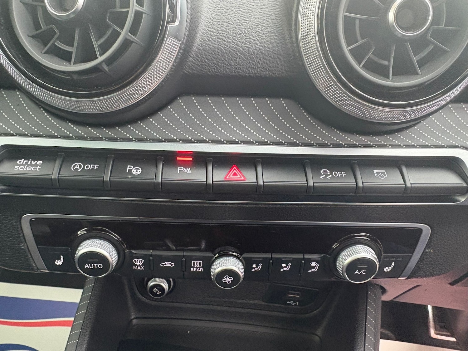 Used Audi Q2 2023 for sale - 76455381: Photo 30