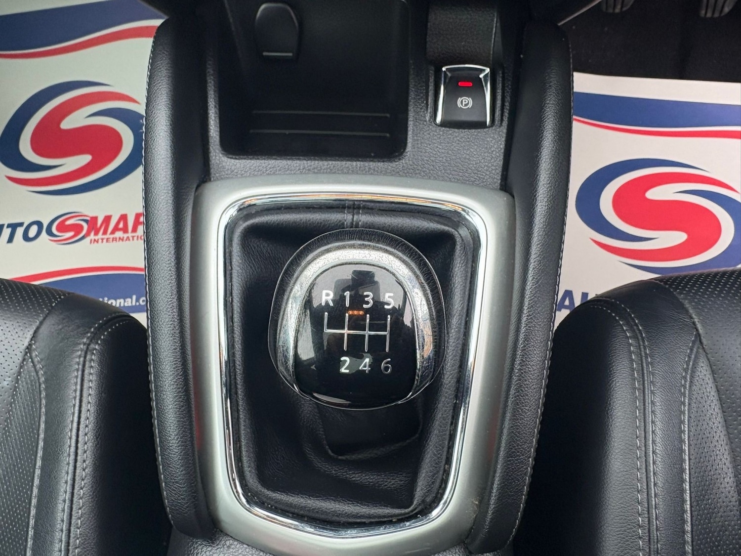 Used Nissan Qashqai 2015 for sale - 77438378: Photo 15