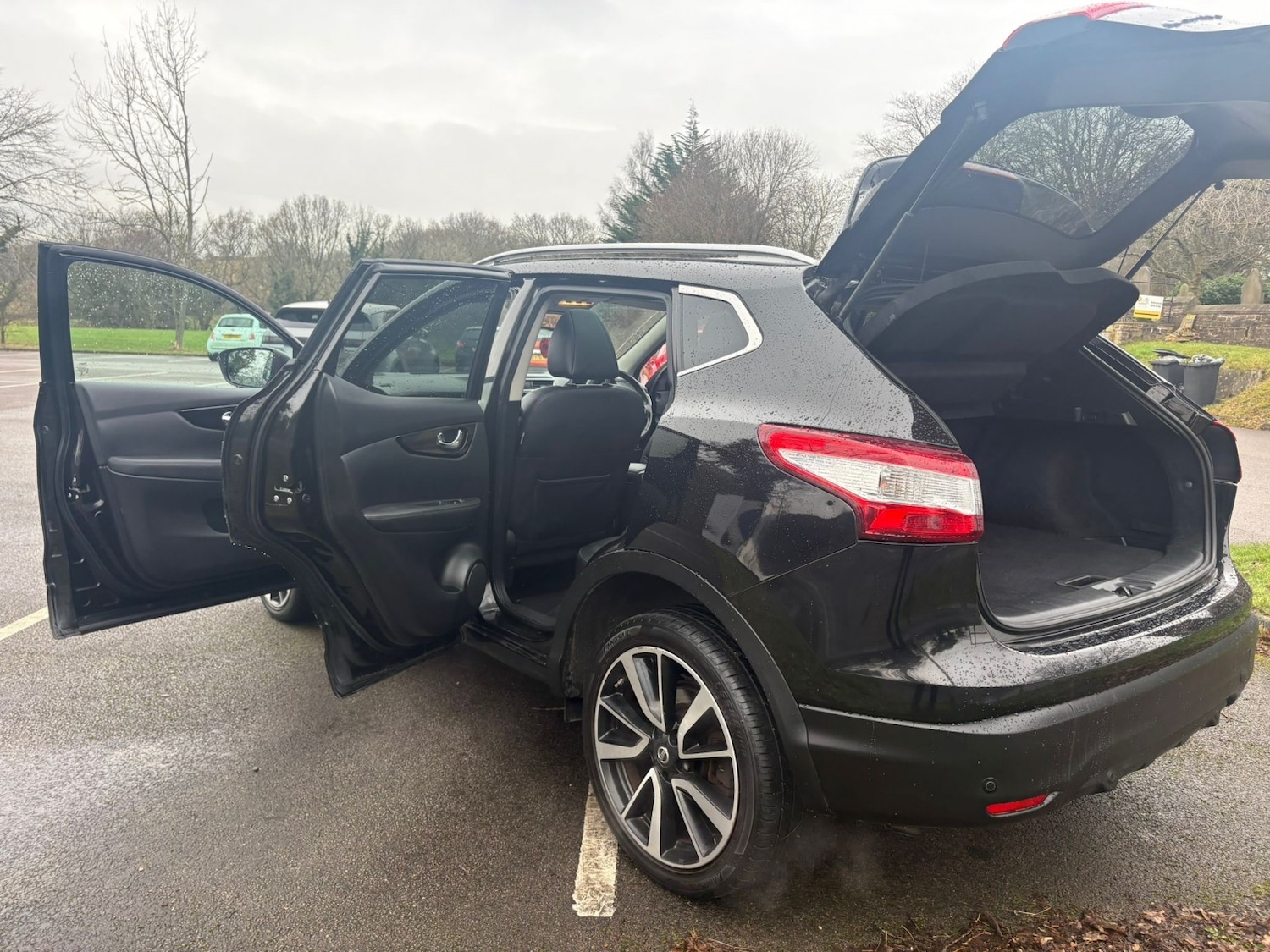 Used Nissan Qashqai 2015 for sale - 77438378: Photo 9