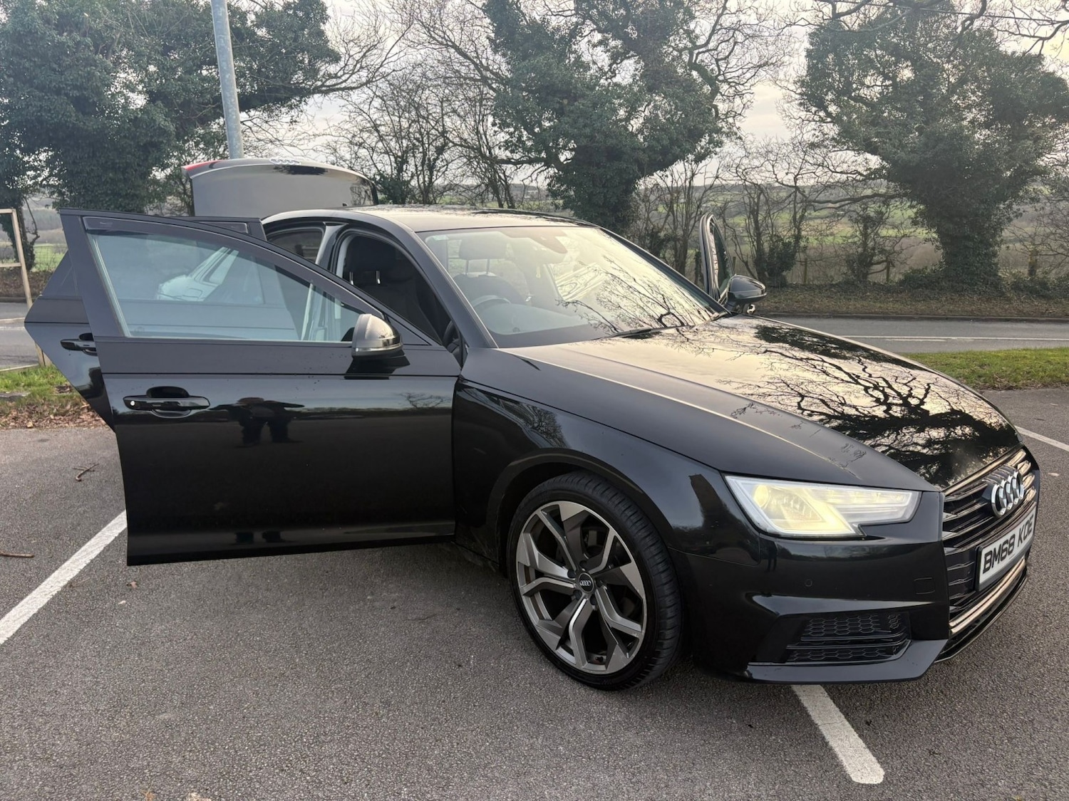 Used Audi A4 2019 for sale - 77584626: Photo 8