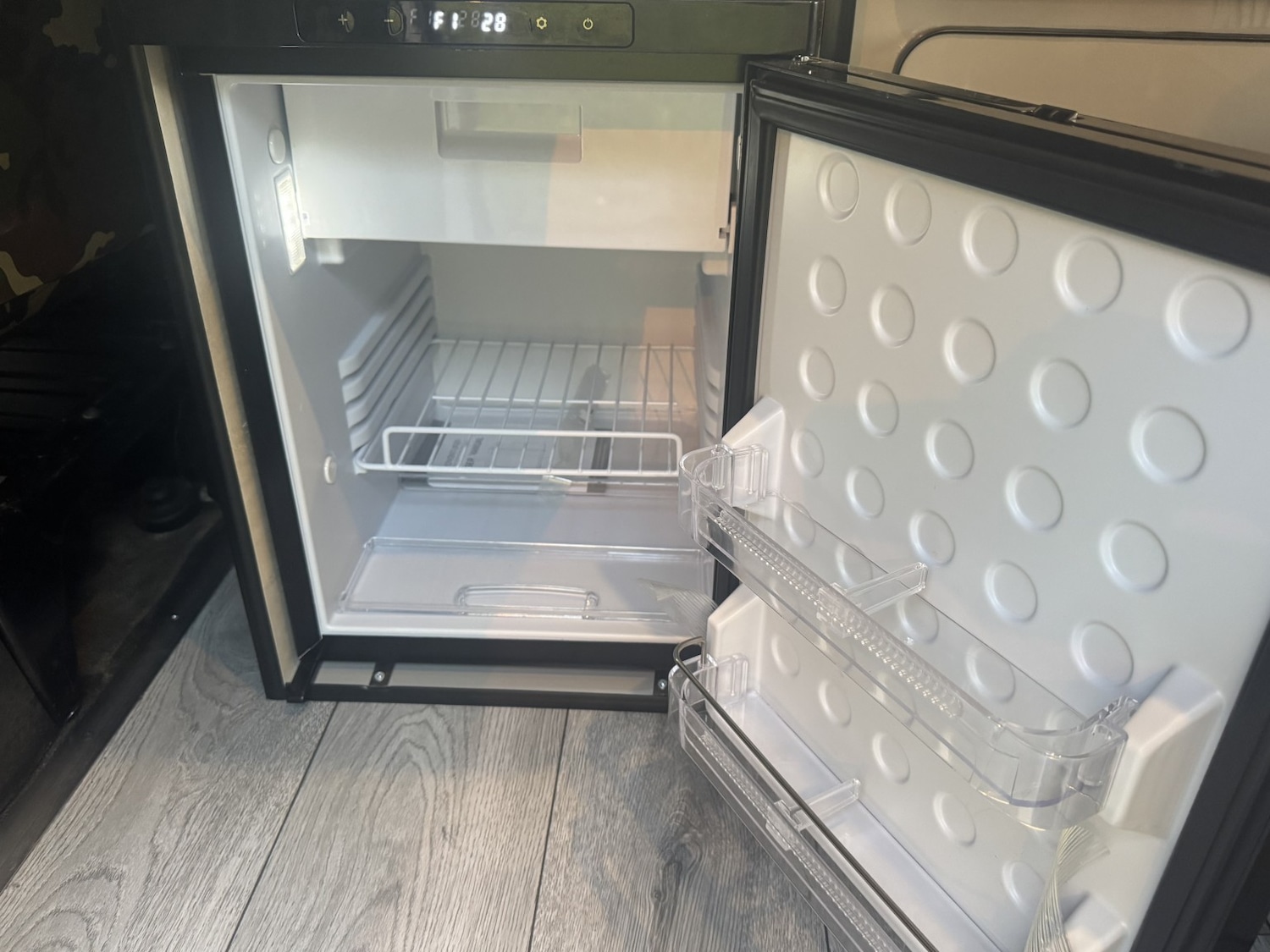 Used Volkswagen Transporter 2016 for sale - 76821586: Photo 20