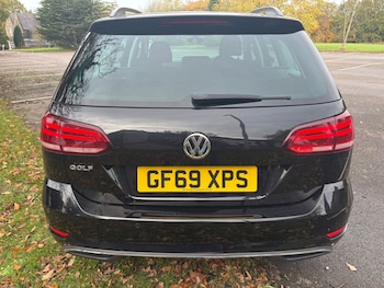 Used Volkswagen Golf 2019 for sale - 76471248: Photo