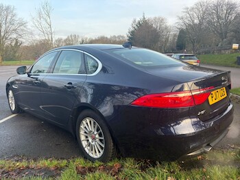 Used Jaguar XF 2017 for sale - 77251331: Photo
