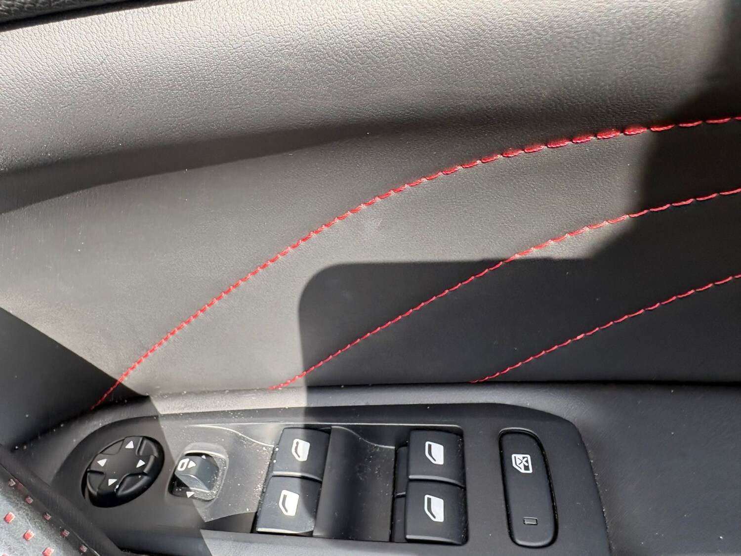 Used Peugeot 308 2017 for sale - 78176086: Photo 18