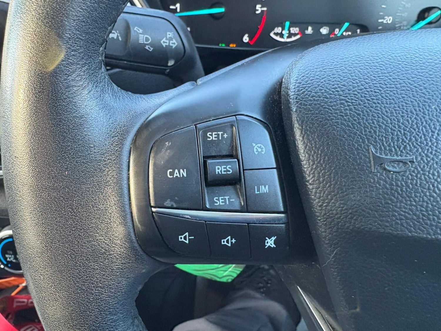 Used Ford Focus 2019 for sale - 76830405: Photo 10