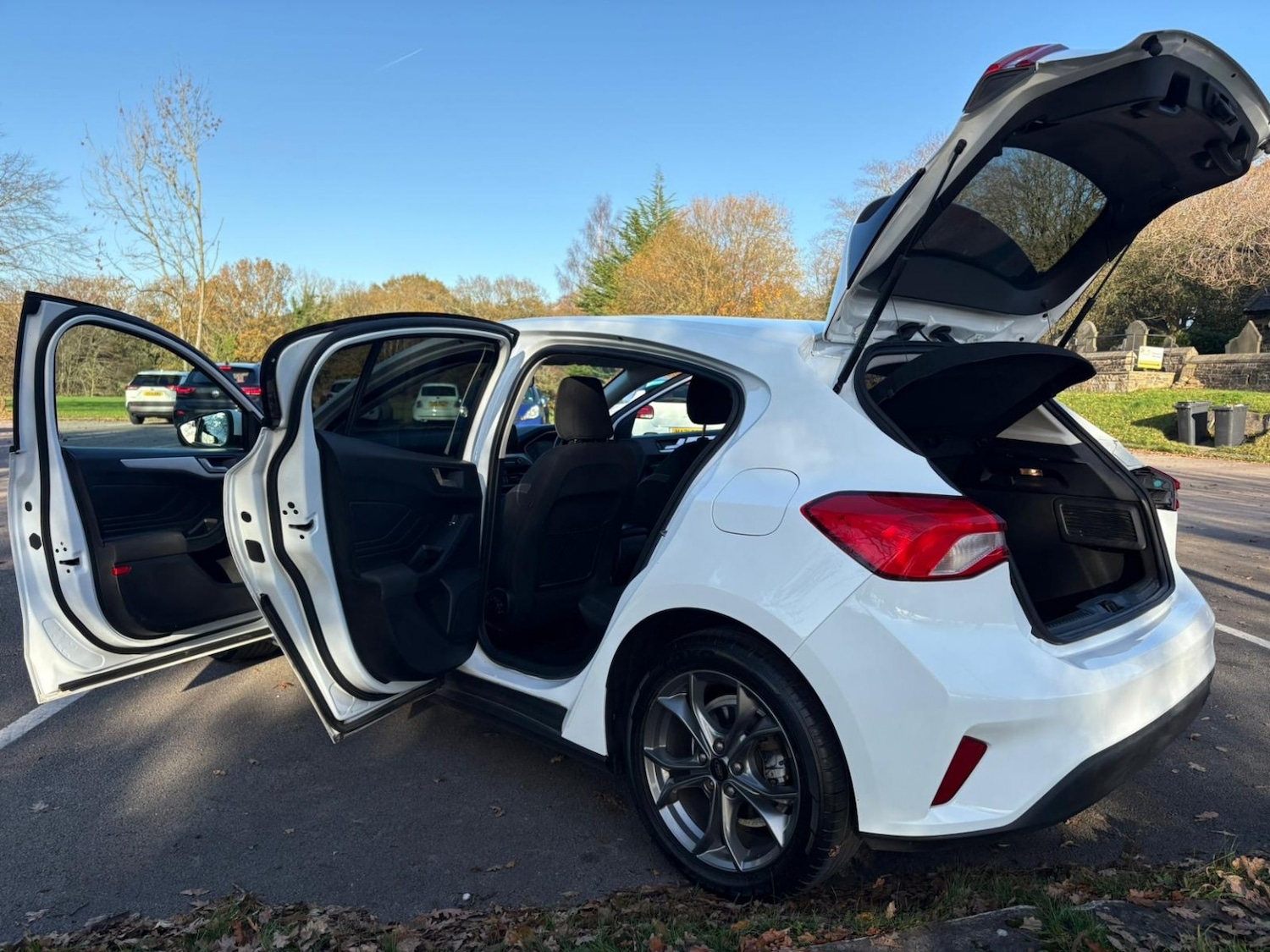 Used Ford Focus 2019 for sale - 76830405: Photo 5