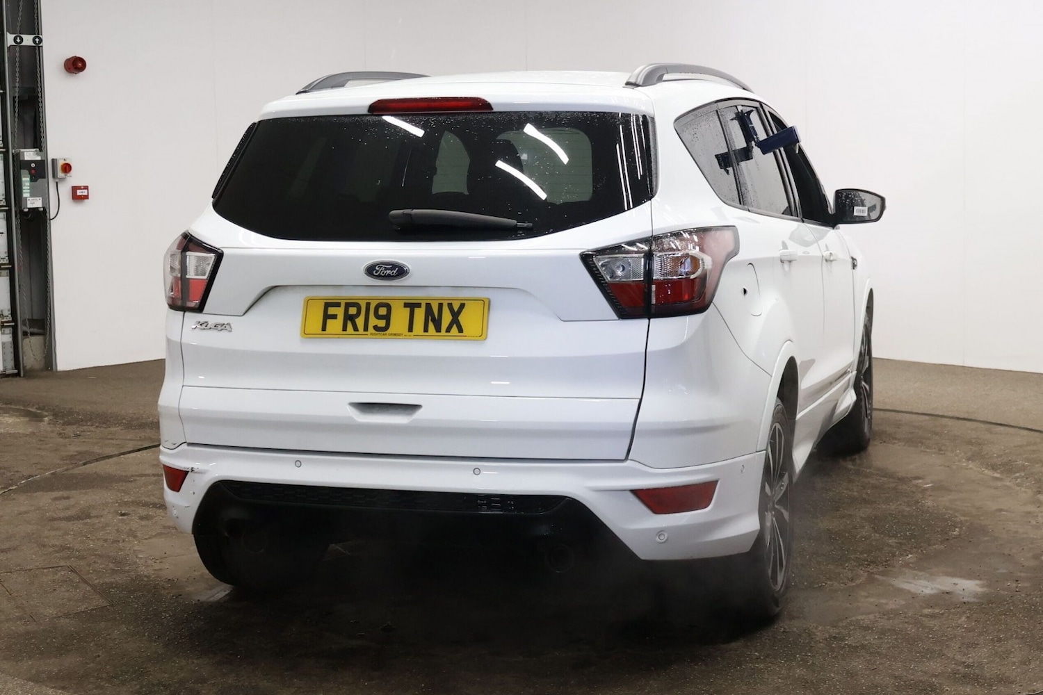 Used Ford Kuga 2019 for sale - 77931275: Photo 2