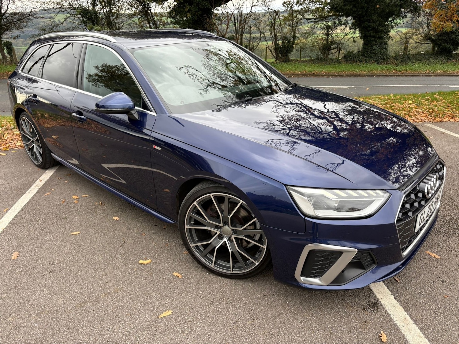 Used Audi A4 Avant 2020 for sale - 76541585: Photo 1