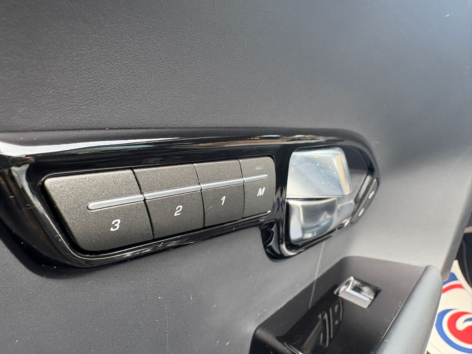 Used Land Rover Range Rover Evoque 2011 for sale - 76579930: Photo 19