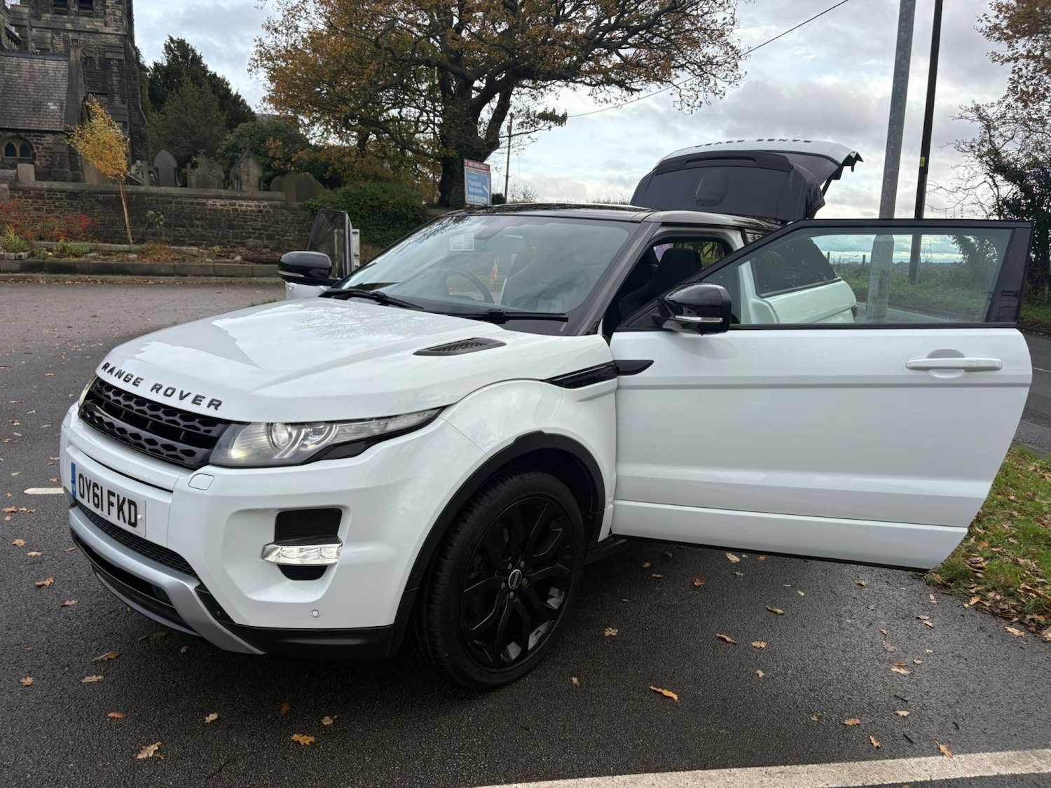 Used Land Rover Range Rover Evoque 2011 for sale - 76579930: Photo 6