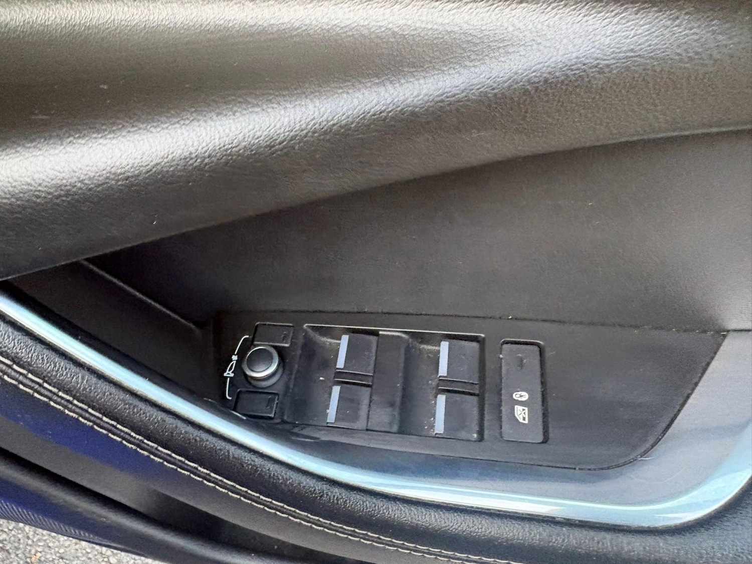 Used Jaguar XE 2020 for sale - 77584627: Photo 11