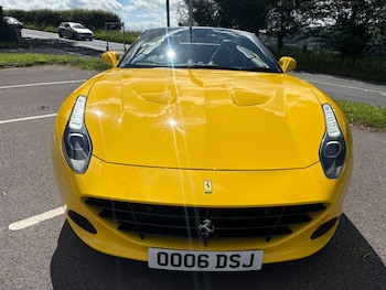 Used Ferrari California 2014 for sale - 78932321: Photo