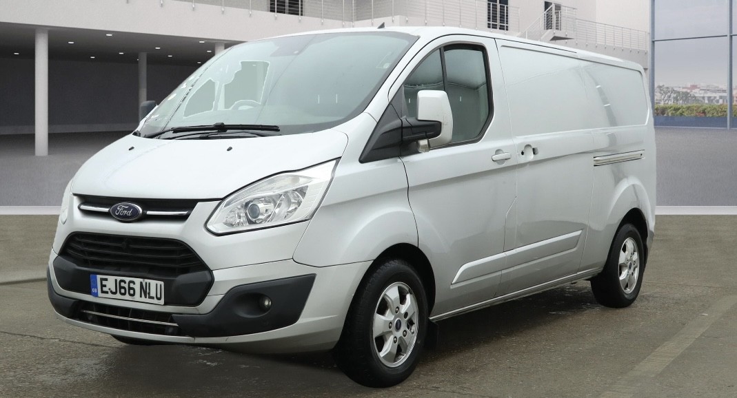 Used Ford Transit Custom 2016 for sale - 76830397: Photo 2
